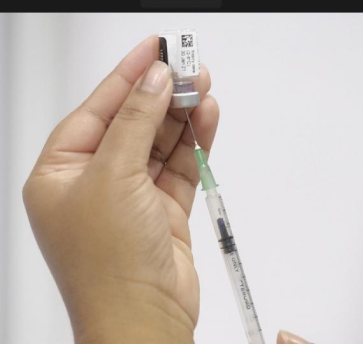 Covid-19 vaccines administered in S’pore will not alter a person’s DNA and are safe: Experts