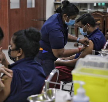Side effects for Moderna vaccine similar to Pfizer’s